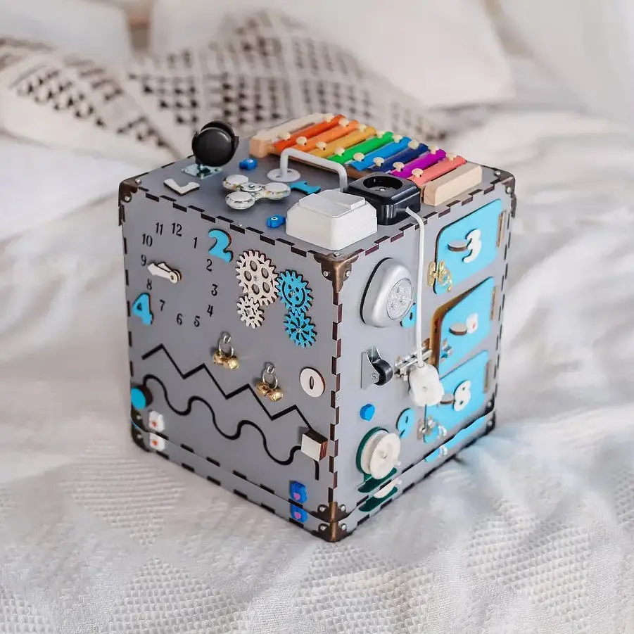 Развивающая игрушка Бизикуб Temple Group TG200090 30х30х30 см Серый - фото 2