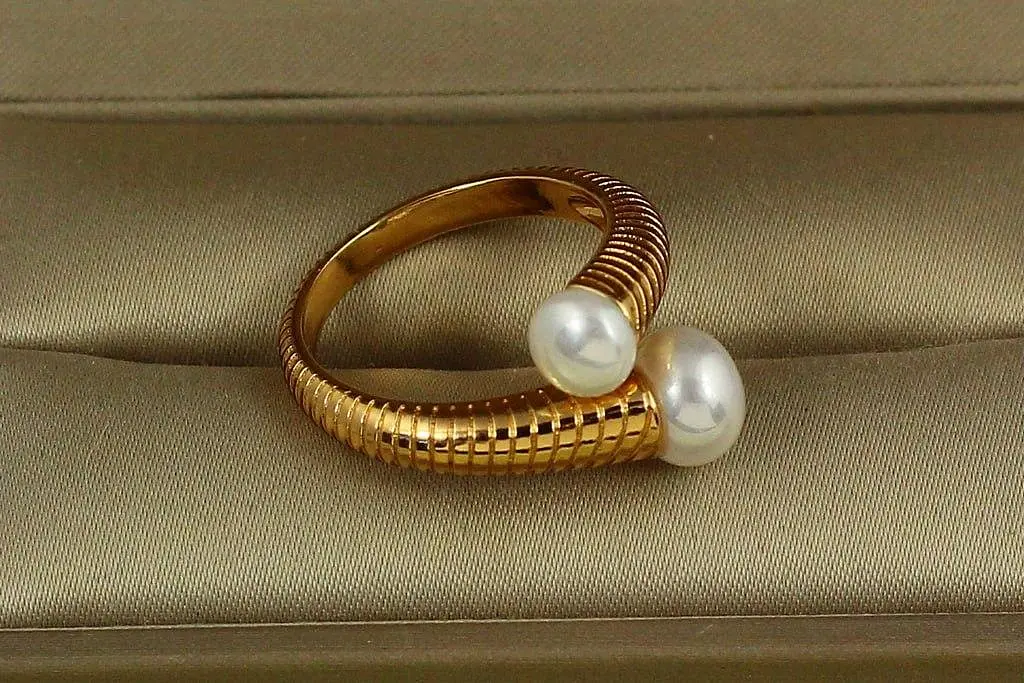 Кільце Xuping Jewelry поцілунок з перлинами 18 р золотисте - фото 2