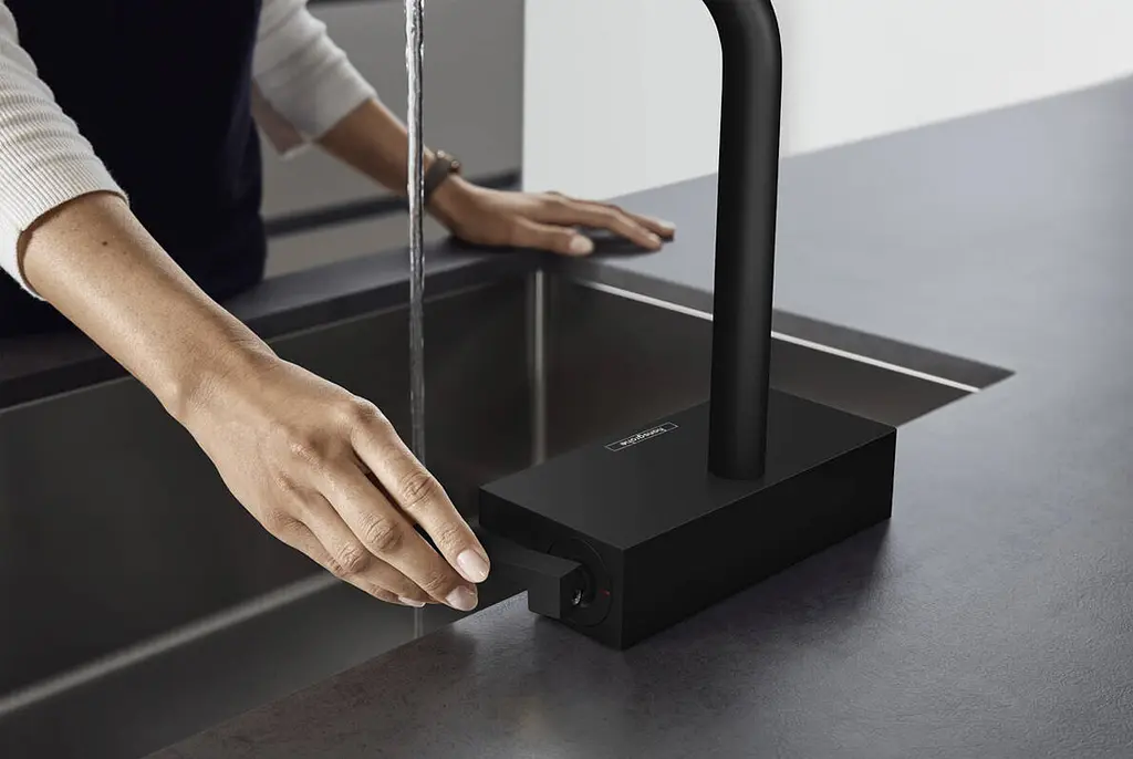 Змішувач для кухні Hansgrohe Aquno Select M81 з висувним душем matt black 73836670 - фото 2