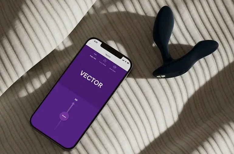 Масажер простати, 10.6х3 см (чорний) We-Vibe Vector + Лубрикант 50 мл - фото 10