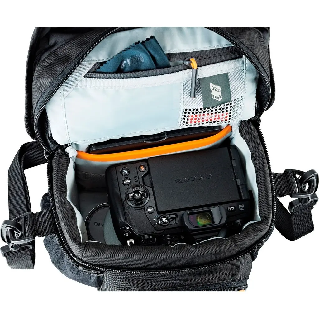 Сумка для фотоапарата Lowepro Nova 140 AW II Black (LP37117-PWW) [135678] - фото 11