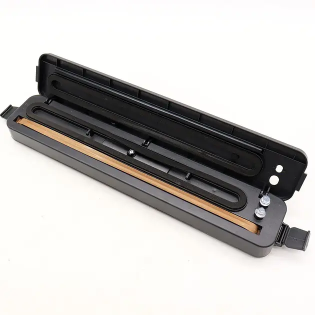 Побутовий вакуумний пакувальник Vacuum Sealer з набором пакетів 90 Вт Чорний - фото 4