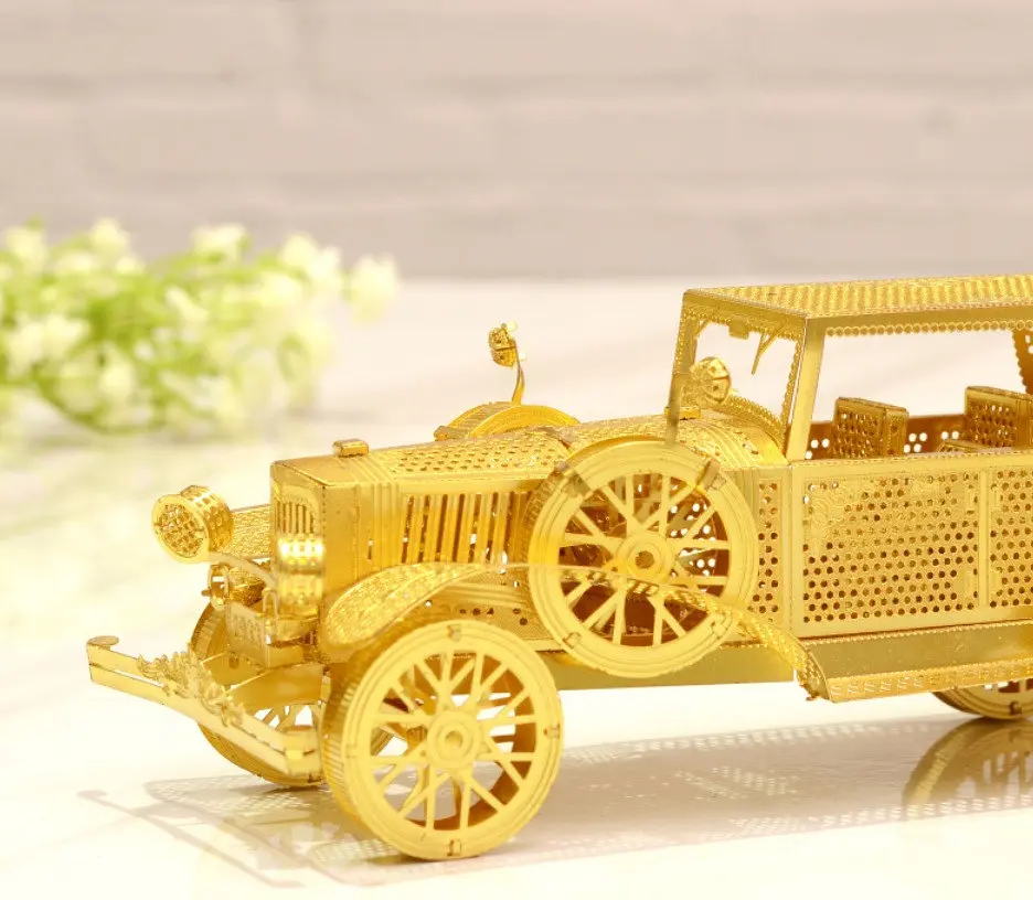 Колекційна модель PIECECOOL CLASSIC CAR, GOLD VERSION P042-G - фото 4