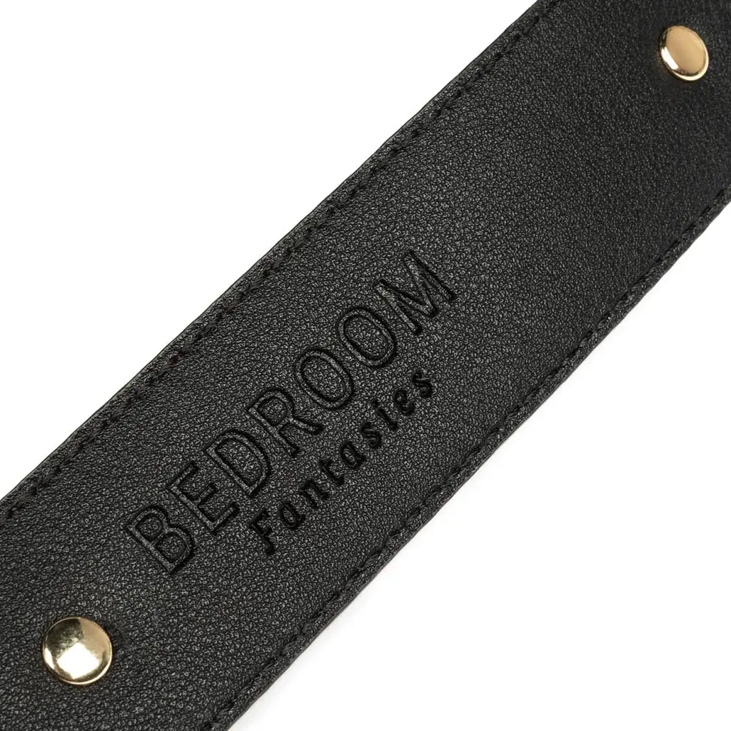 Набір для BDSM Bedroom Fantasies: Bondage Suitcase 13 Pcs - Cow Leather - фото 7