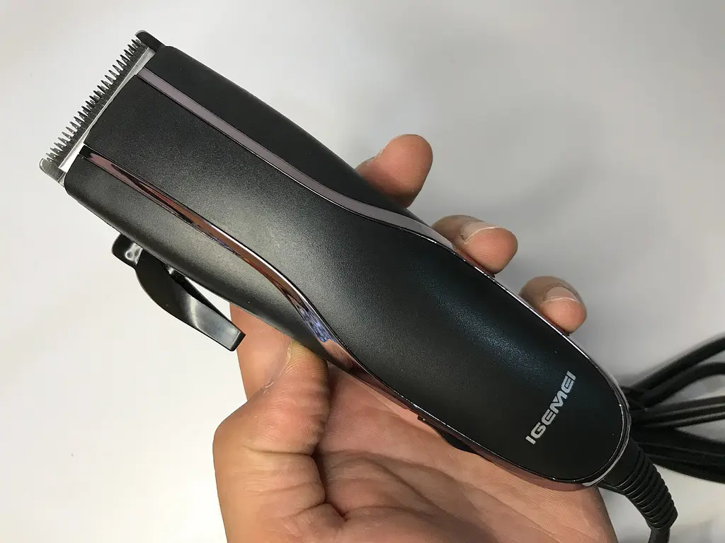 Професійна дротова машинка для стрижки волосся Gemei GM-811 - фото 3