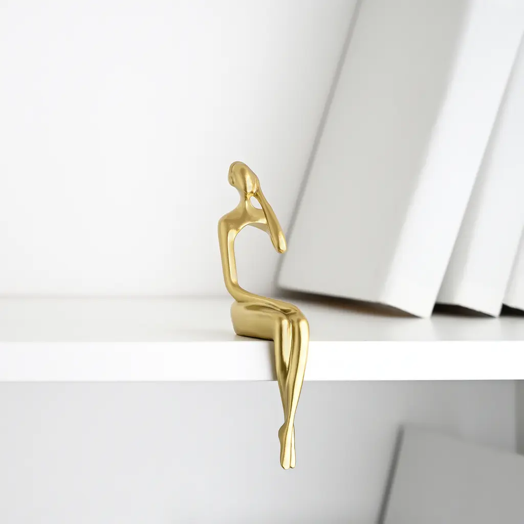 Декоративна статуетка MBM My Home Людина мислить золота (DH-ST-27 GOLD) - фото 2