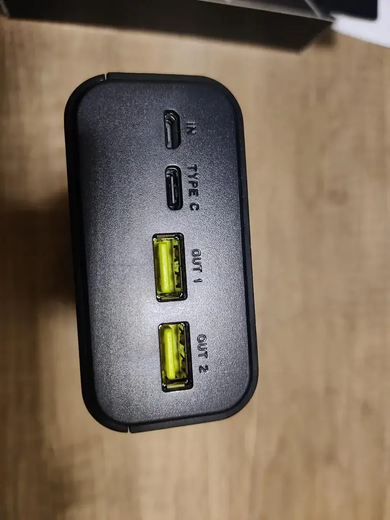 Портативний зовнішній акумулятор Pineng PN-899 30000mAh Power Bank Чорний - фото 4