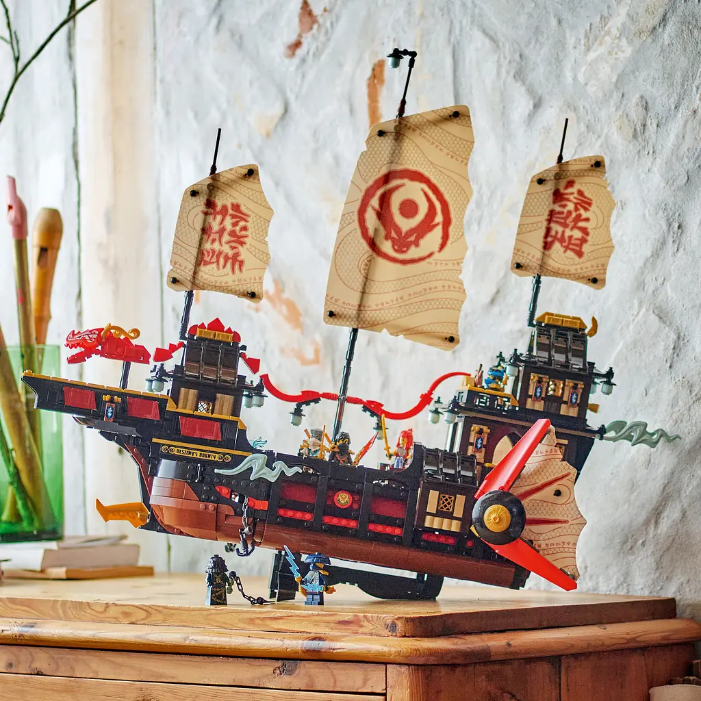 Конструктор LEGO Ninjago Щедрість храму 2387 деталей (71848) - фото 10