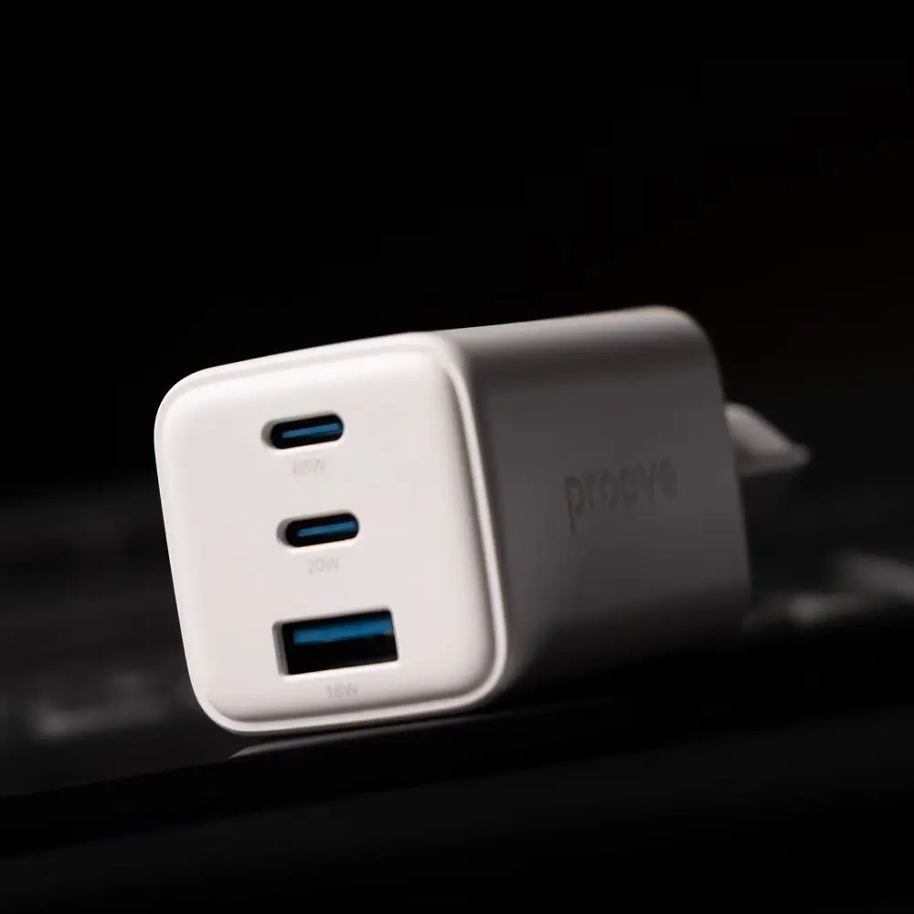 Зарядний пристрій блоків Proove Pocket GaN 65W 3 порти USB-A + 2USB-C білий (WCPG65121202) - фото 7