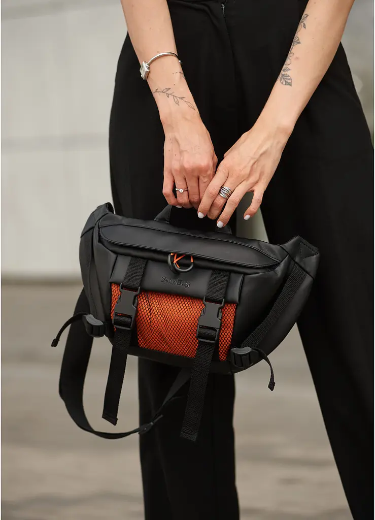 Жіноча сумка бананка Sambag Dynamicdart чорно-помаранчева 38 × 21 × 7 см (80411129) - фото 10