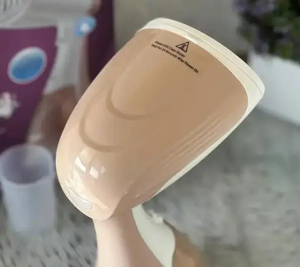 Отпариватель RAF R.1214 ручной утюг щетка для одежды дома и штор с насадками Бежевый - фото 4