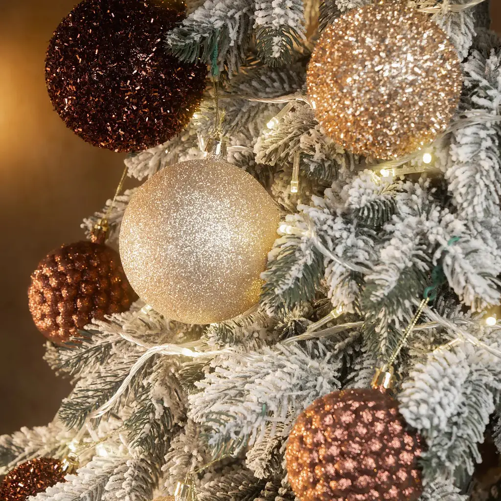 Набір новорічних блискучих іграшок на ялинку "Сузір'я" 40 куль шоколадний (77941536)