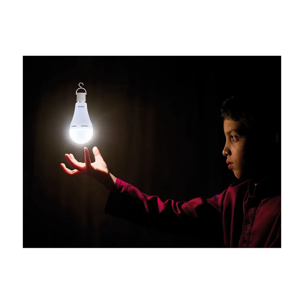 Лампочка Osram LED E27 8Вт 806Лм 2700К A60 акумуляторна (4099854190087) - фото 7
