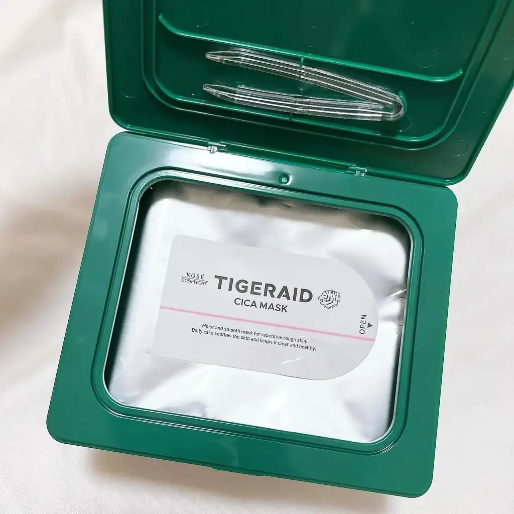 KOSE Clear Turn TigerAid Японська тканинна CICA маска для проблемної шкіри, 30 шт - фото 3