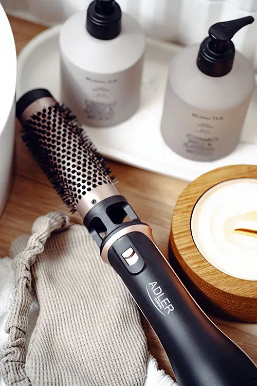 Фен щетка Adler AD 2026, 1200 Вт 2 насадки защита от перегрева 1 шт. черный (33705-IS) - фото 10