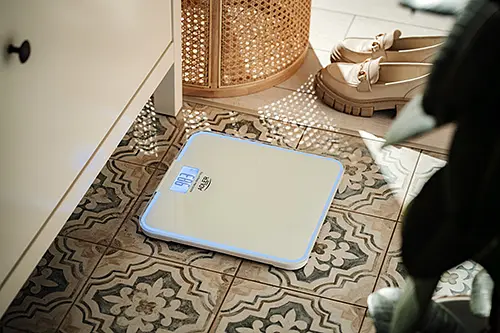 Ваги підлогові Adler AD 8183 до 180 кг скляна платформа з підсвічуванням - фото 7