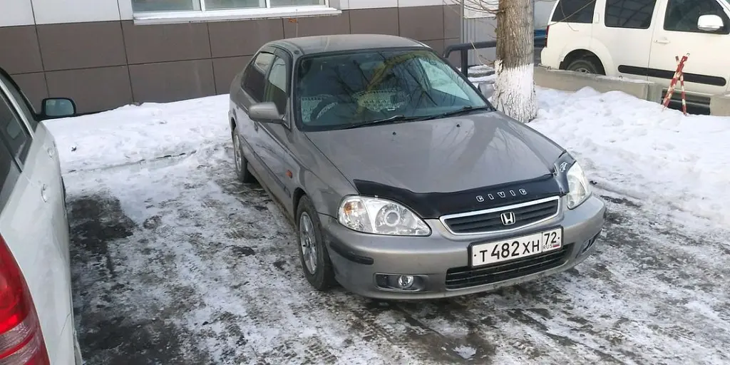 Дефлектор капоту мухобійка Honda Civic 1995-2000 - фото 2