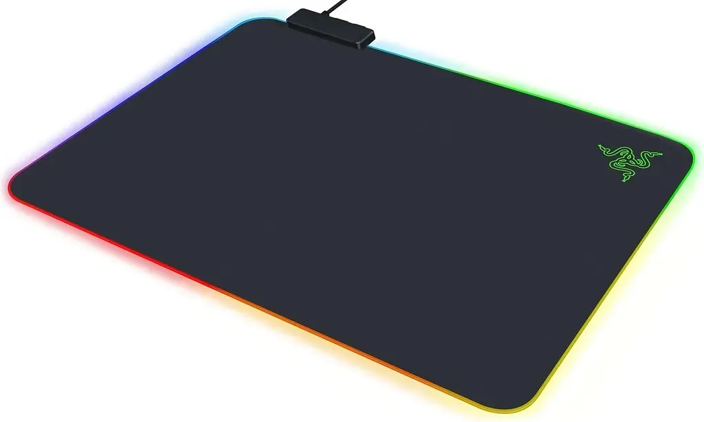 Ігрова поверхня Razer Firefly V2 (RZ02-03020100-R3M1) - фото 5