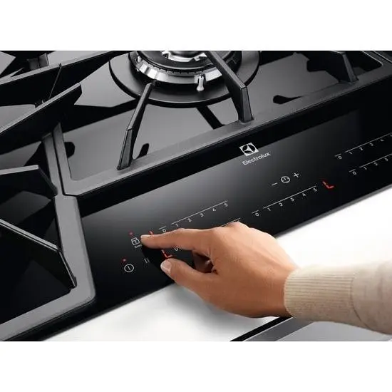 Газова варильна поверхня Electrolux KGV7539IK [137713] - фото 4