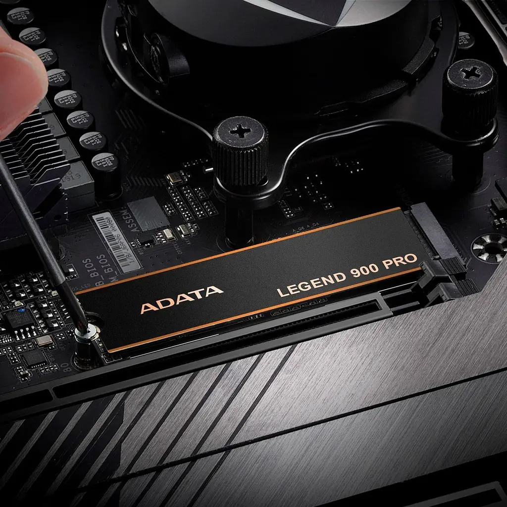 Накопичувач SSD Adata m.2 NVMe 4TB Legend 900 PRO PCI-E 4.0 x4 (SLEG-900P-4TCS) - фото 3