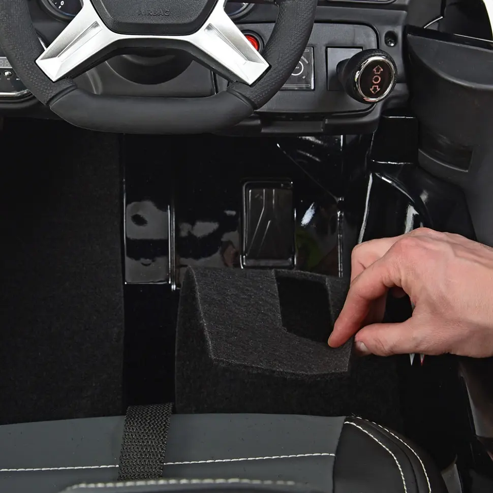 Дитячий електромобіль-джип Bambi M 3568EBLR-3 Mercedes-Benz до 25 кг - фото 7