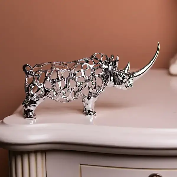 Декоративна фігурка Yiwu Rhinoceros 23x6x10 см металева статуетка носорога колекційна для дому декор HP-7-23 - фото 2