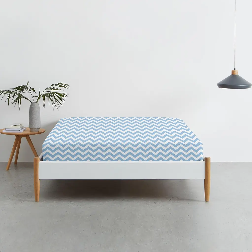 Набір євро простирадло Cosas White/Light Blue Zigzag 220х240 см (SetSheet_White_ZigLBlue_220х240) - фото 2
