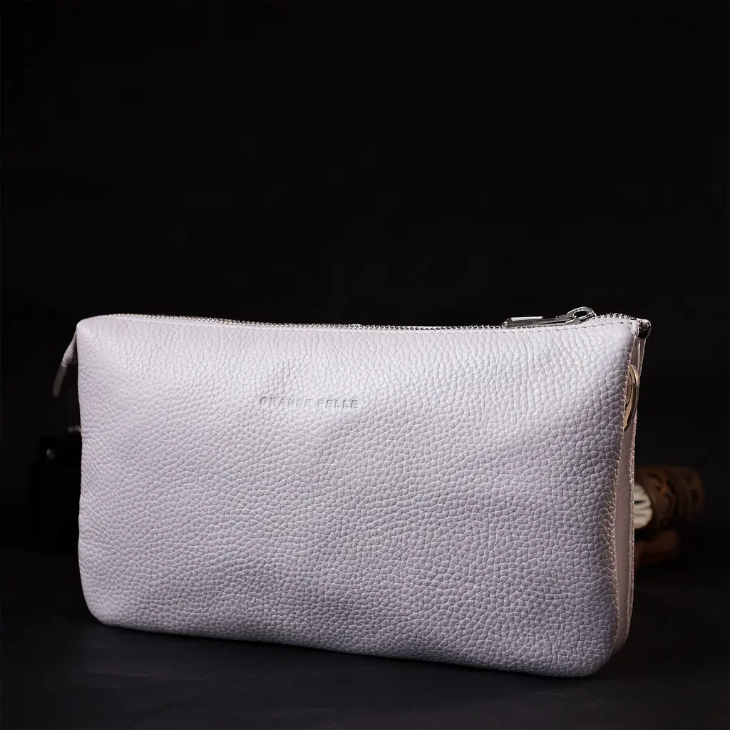 Кожаная женская сумка Grande Pelle 26х15.5х3 см sum0023593 - фото 7