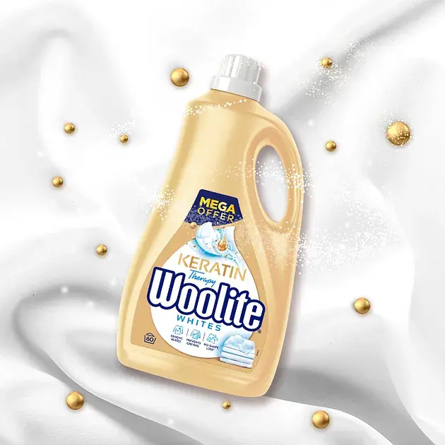 Средство для стирки жидкое Woolite для светлых и белых тканей с Кератином 3.6 л - фото 2