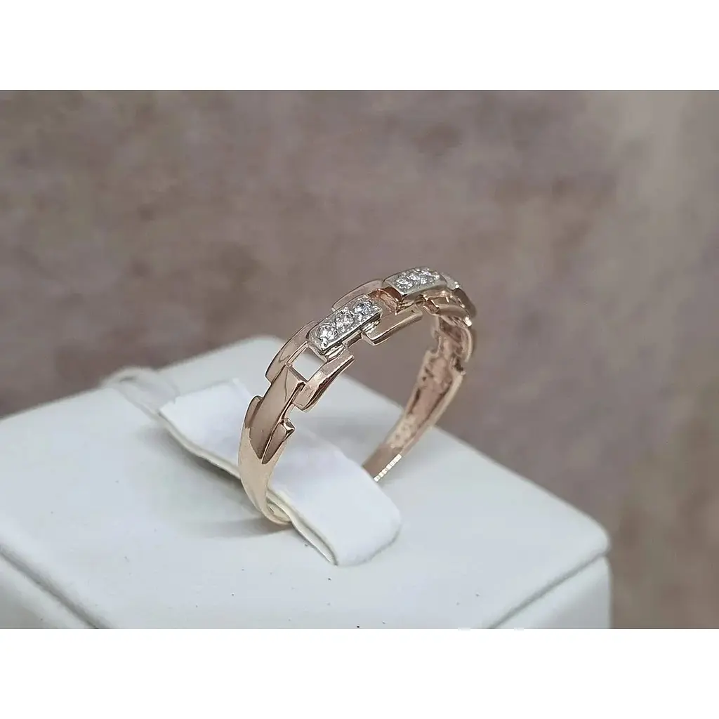 Золоте кільце Гаразд з фіанітами. 3522489 - фото 3