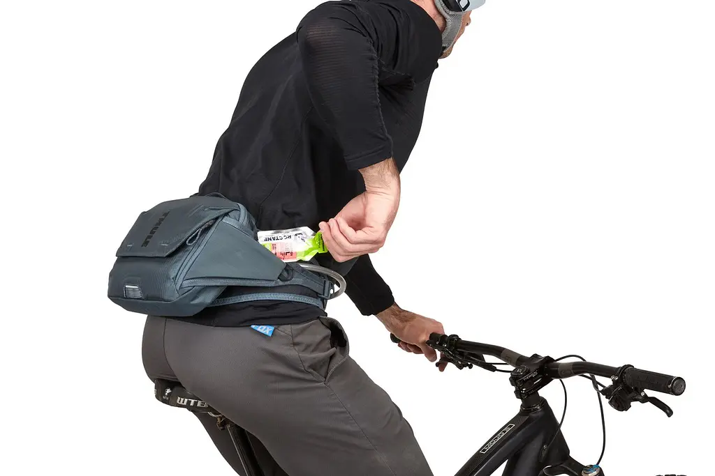 Сумка на пояс Thule Rail Hip Pack 4 л Dark Slate (TH 3204481) - фото 11