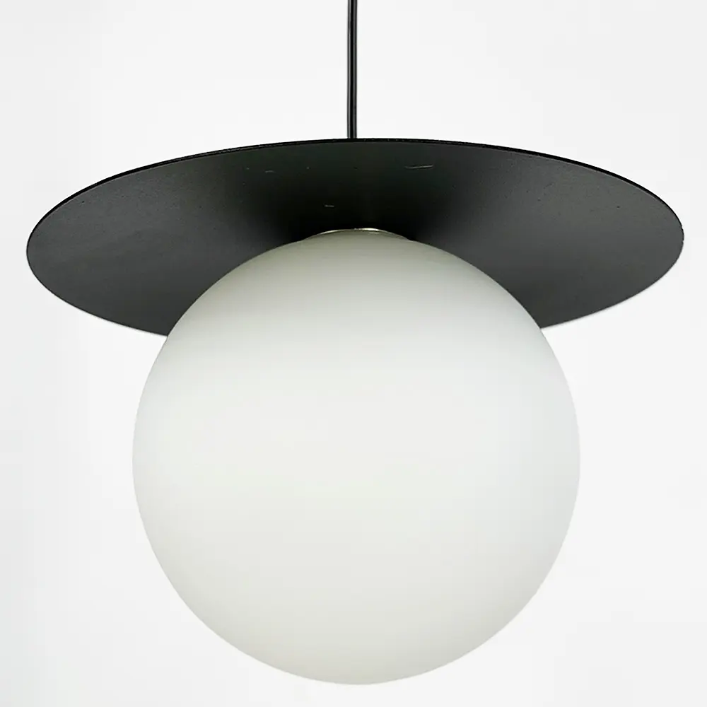 Удлиненная черная LED люстра с 2 светодиодными ромбами и 2 плафона Line.F Длина 100 см - фото 4