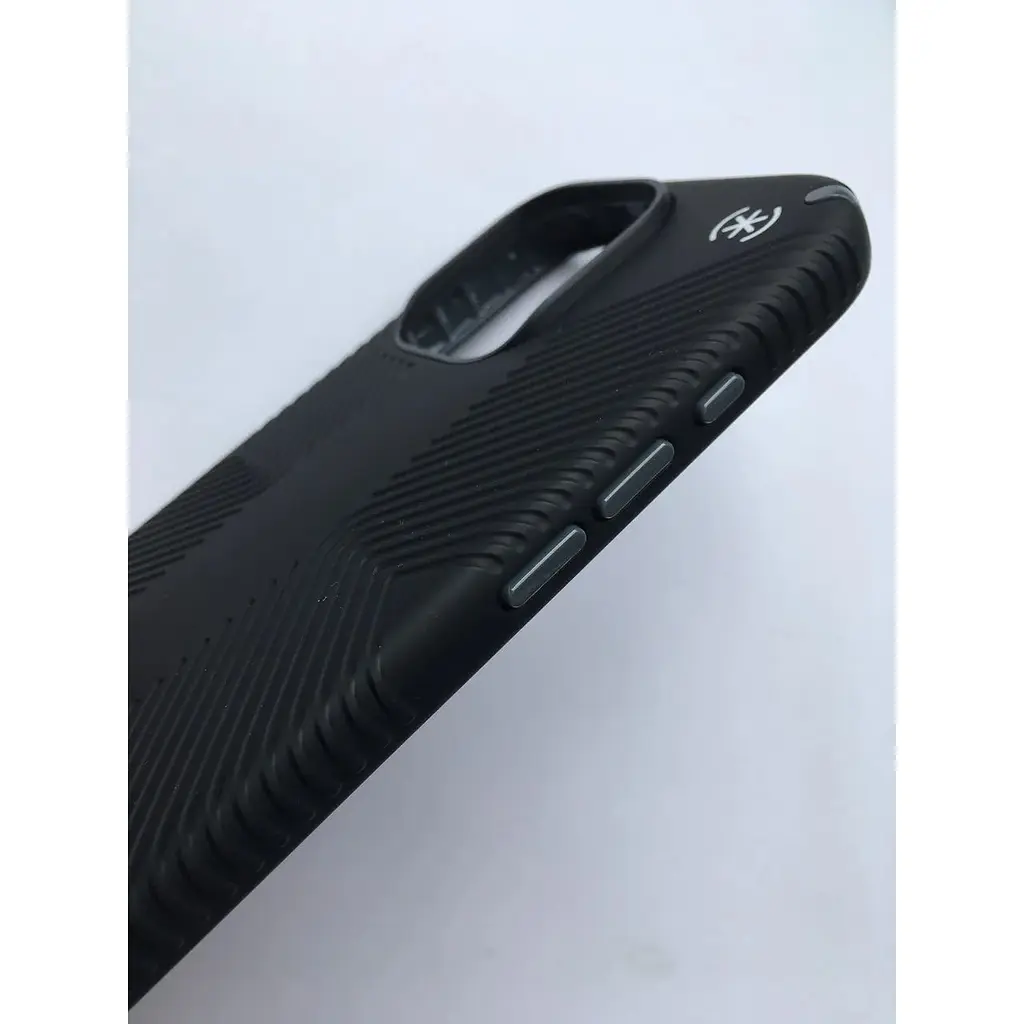 Оригинальний противоударный чехол Speck Presidio2 Grip MagSafe для iPhone 16 Pro (6.3") Black 150761-3205 - фото 7