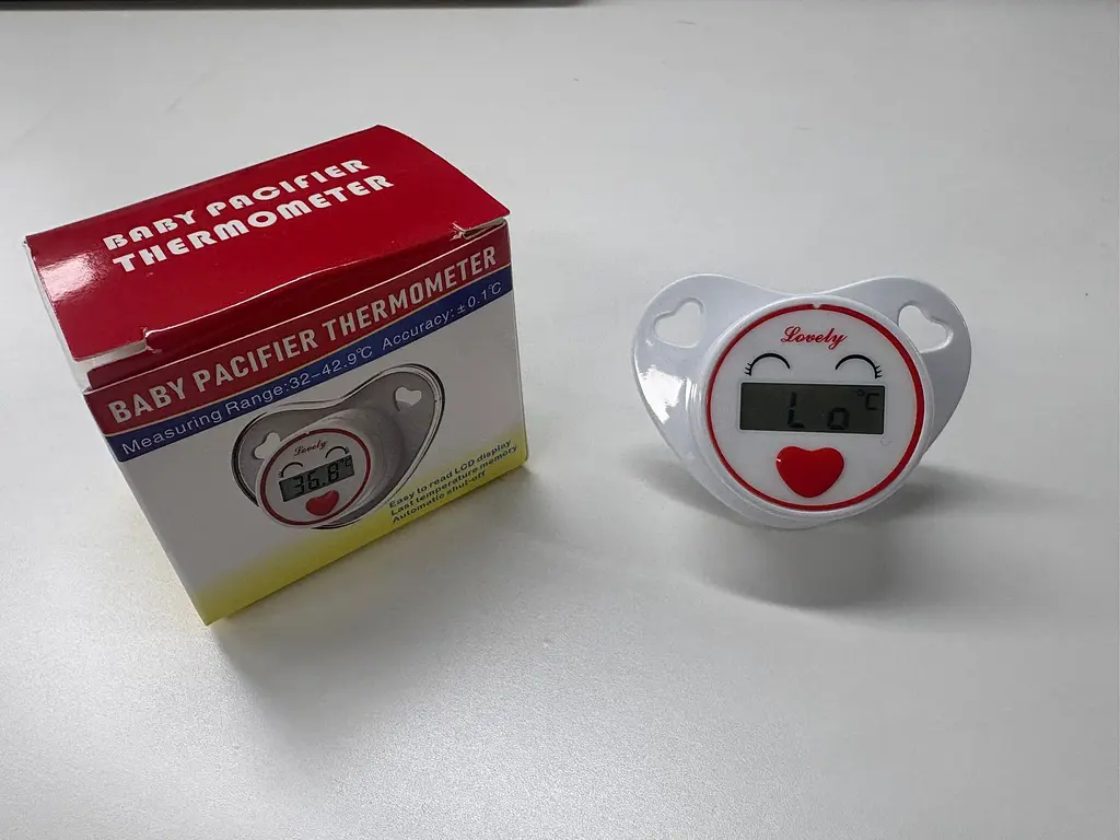 Дитяча електронна пустушка-термометр з цифровим дисплеєм і звуковим сигналом. Червона - фото 11