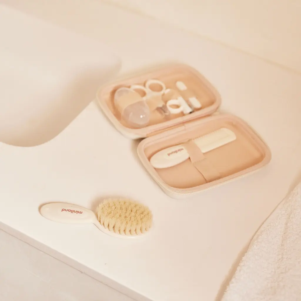 Набір для догляду за малюком Miniland Baby Kit Valencia (89584) - фото 5