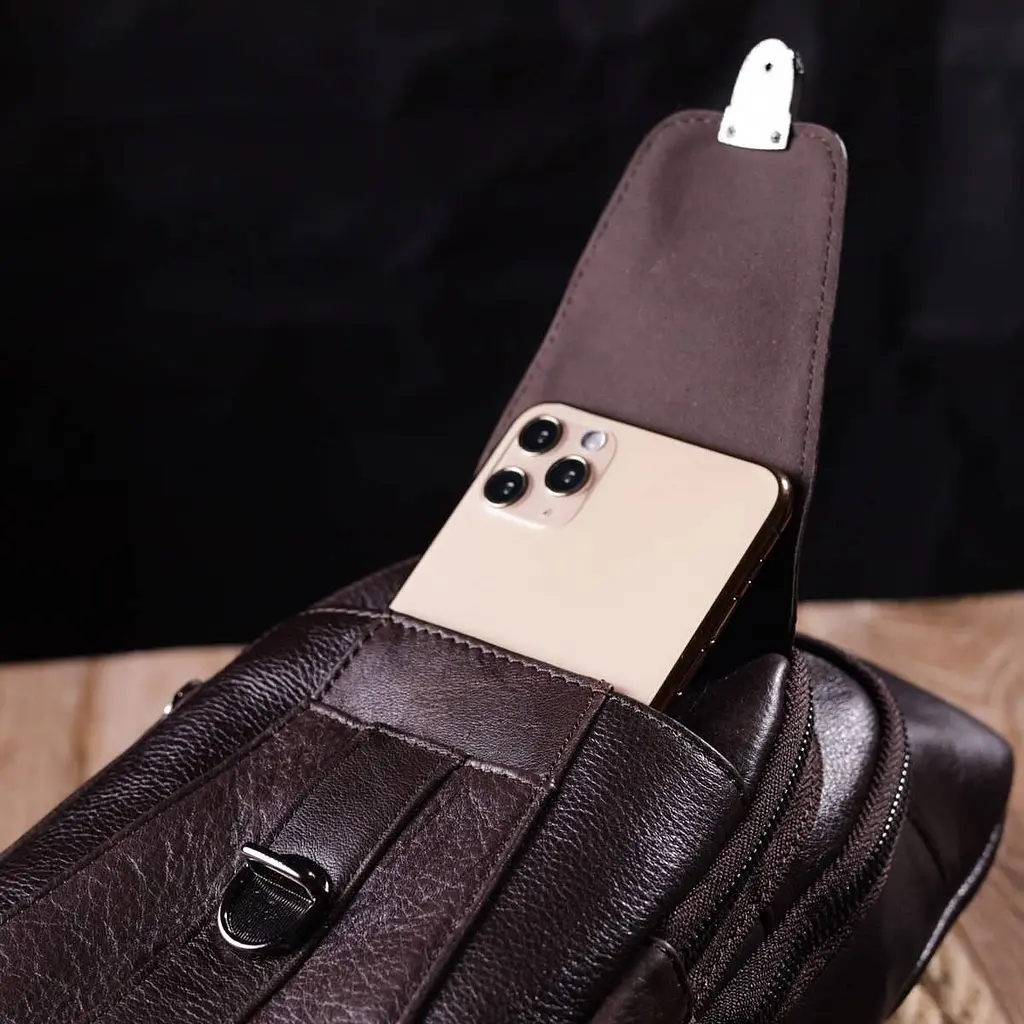 Зручна чоловіча сумка через плече з натуральної шкіри Vintage 21306 коричнева - фото 9