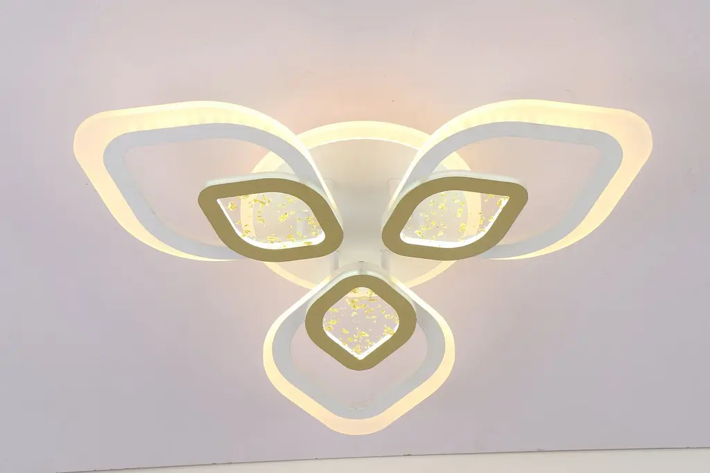 Люстра светодиодная Valeso V K29133-3 1 WT GD с пультом - фото 3