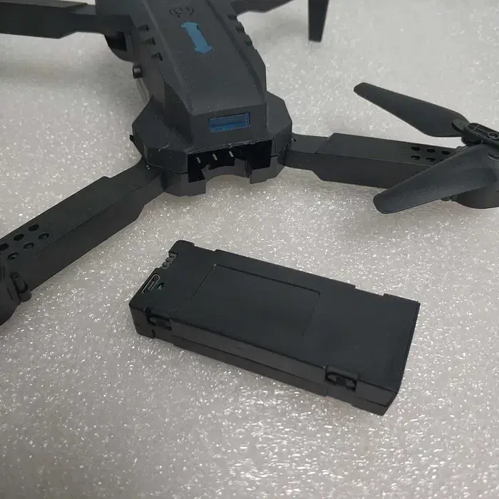 Складной FPV дрон-квадрокоптер с видеокамерой Falcon DM700 с дистанционным управлением - фото 5