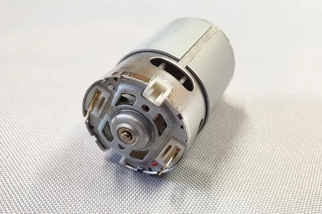 Двигун шурупокрута Makita DF333D, HP333D, DF033D (629395-8) - фото 3