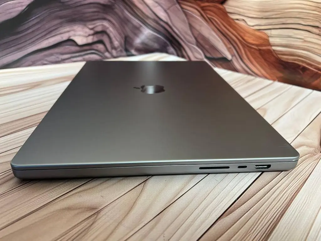 Ноутбук Apple MacBook Pro 16" 2021 M1 MAX/32/512 (DL2F7Q7Q45) Б/в - фото 6
