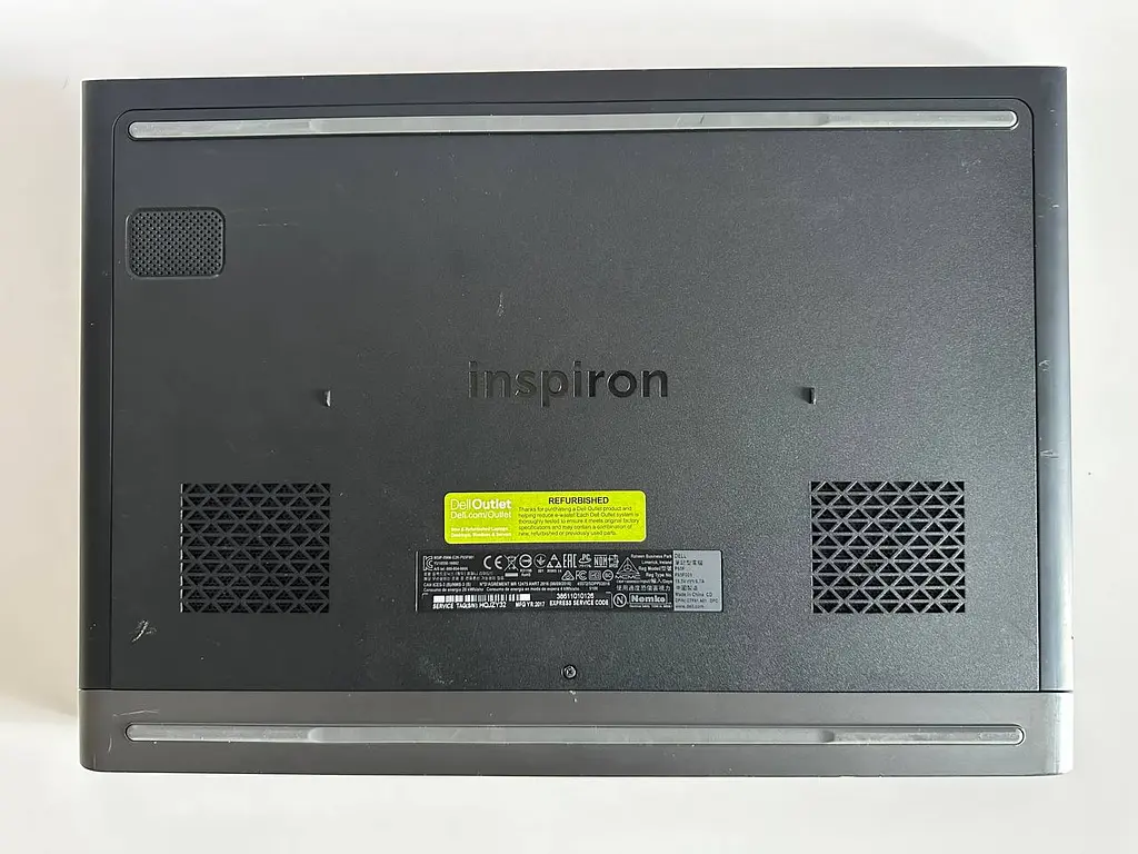 Ігровий ноутбук Dell Inspiron 15 Gaming 7567 15.6" (i5-7300HQ / 16GB / SSD 256GB / GTX 1050 4GB) б/в - фото 7