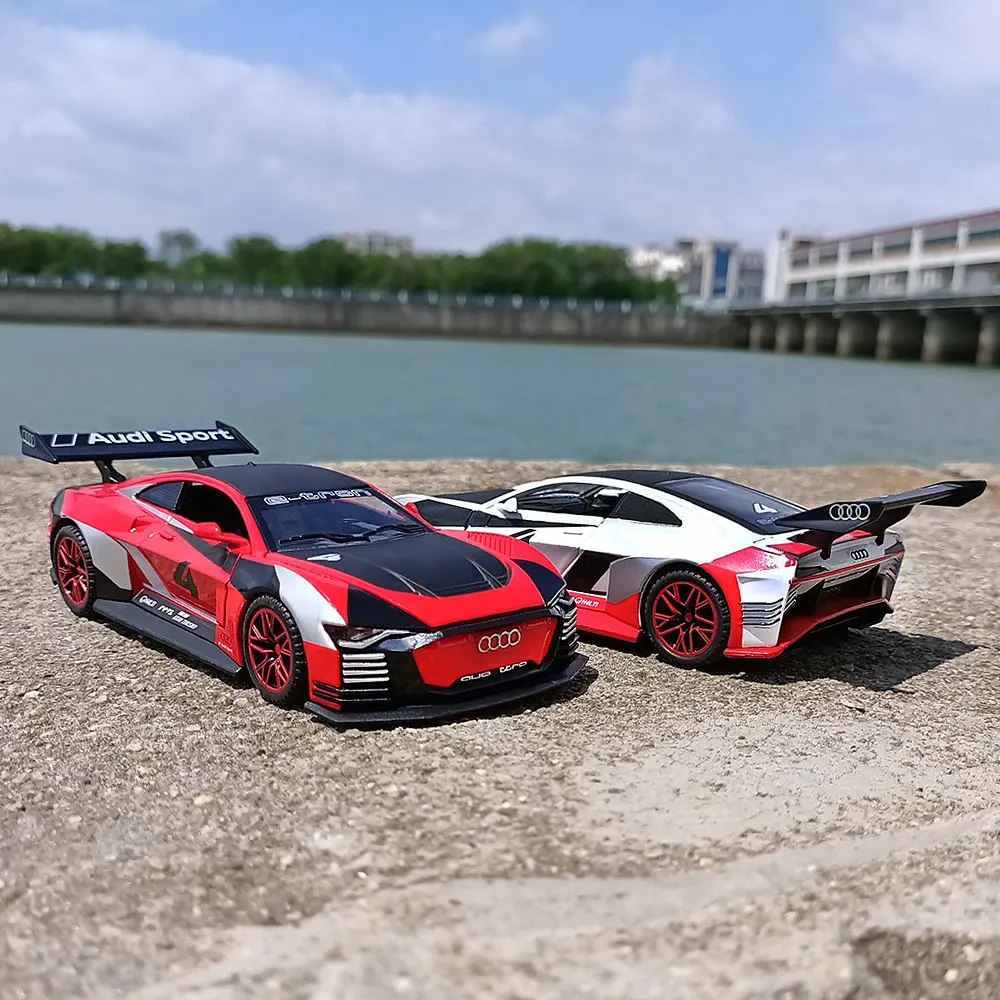 Колекційна металева модель спорткара АвтоЕксперт Audi E-tron Vision Gran Turismo з інерцією, світлом та звуком 1:32 - фото 9