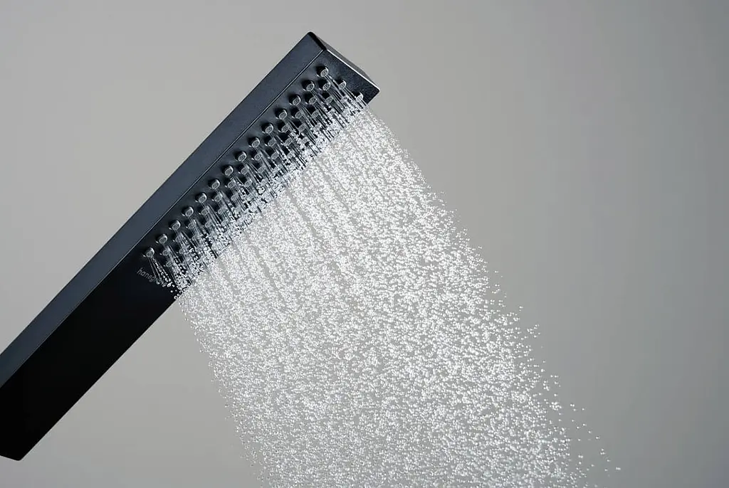 Ручний душ Hansgrohe Pulsify E 1jet EcoSmart matt black 24320670 - фото 2