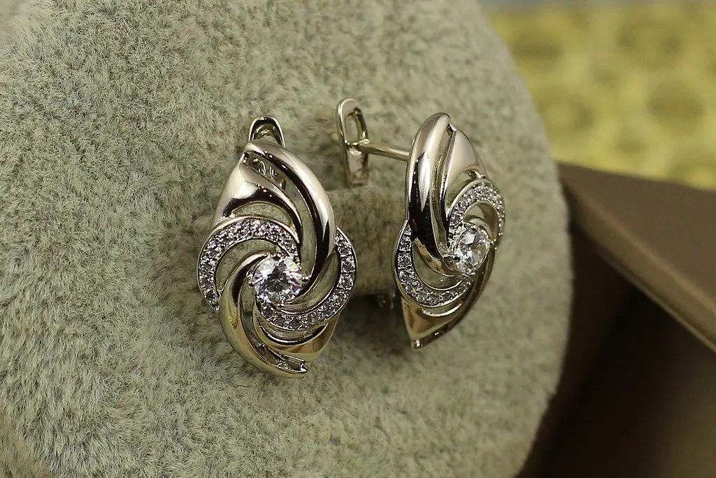 Сережки Xuping Jewelry водовир 2 см сріблясті - фото 2