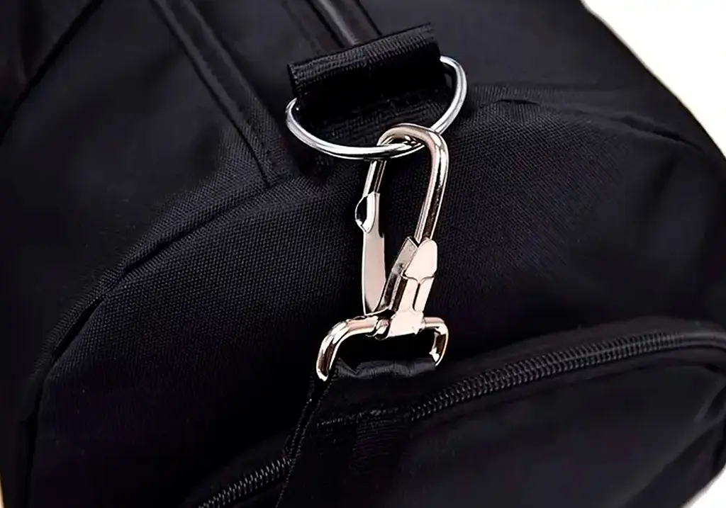 Спортивна сумка EasyFit ActivePack чорна (EF-8002-BK) - фото 4