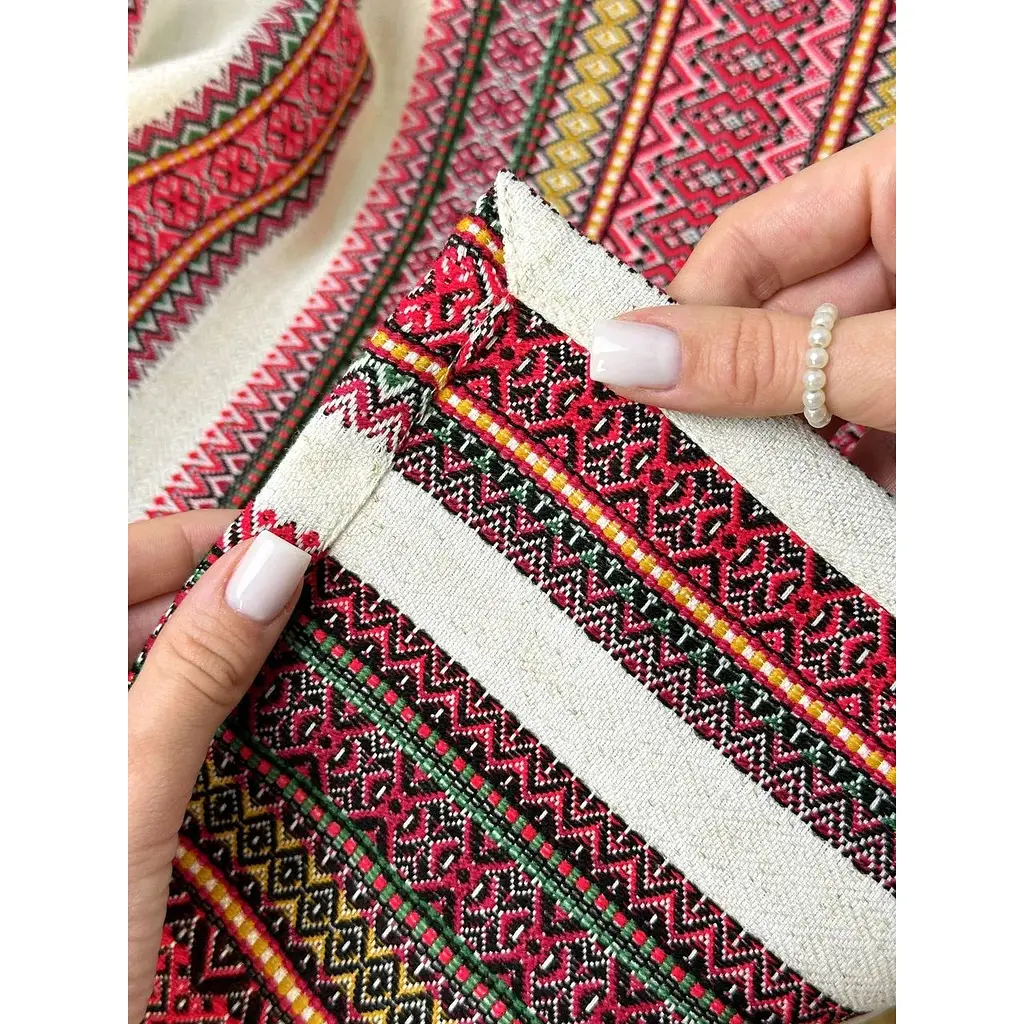 Комплект Пасхальная корзина Буковина (маленькая) с льняным полотенцем 45х30 см Грация (красный) и свечой - фото 8