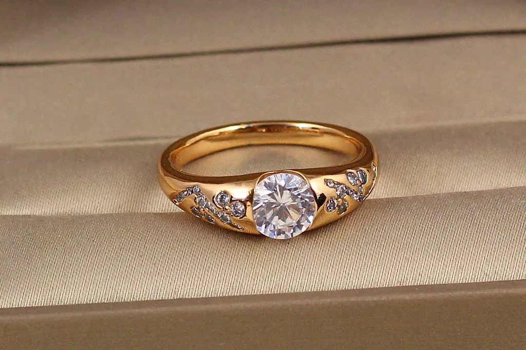 Кільце Xuping Jewelry сар'ян р 21 золотисте - фото 2