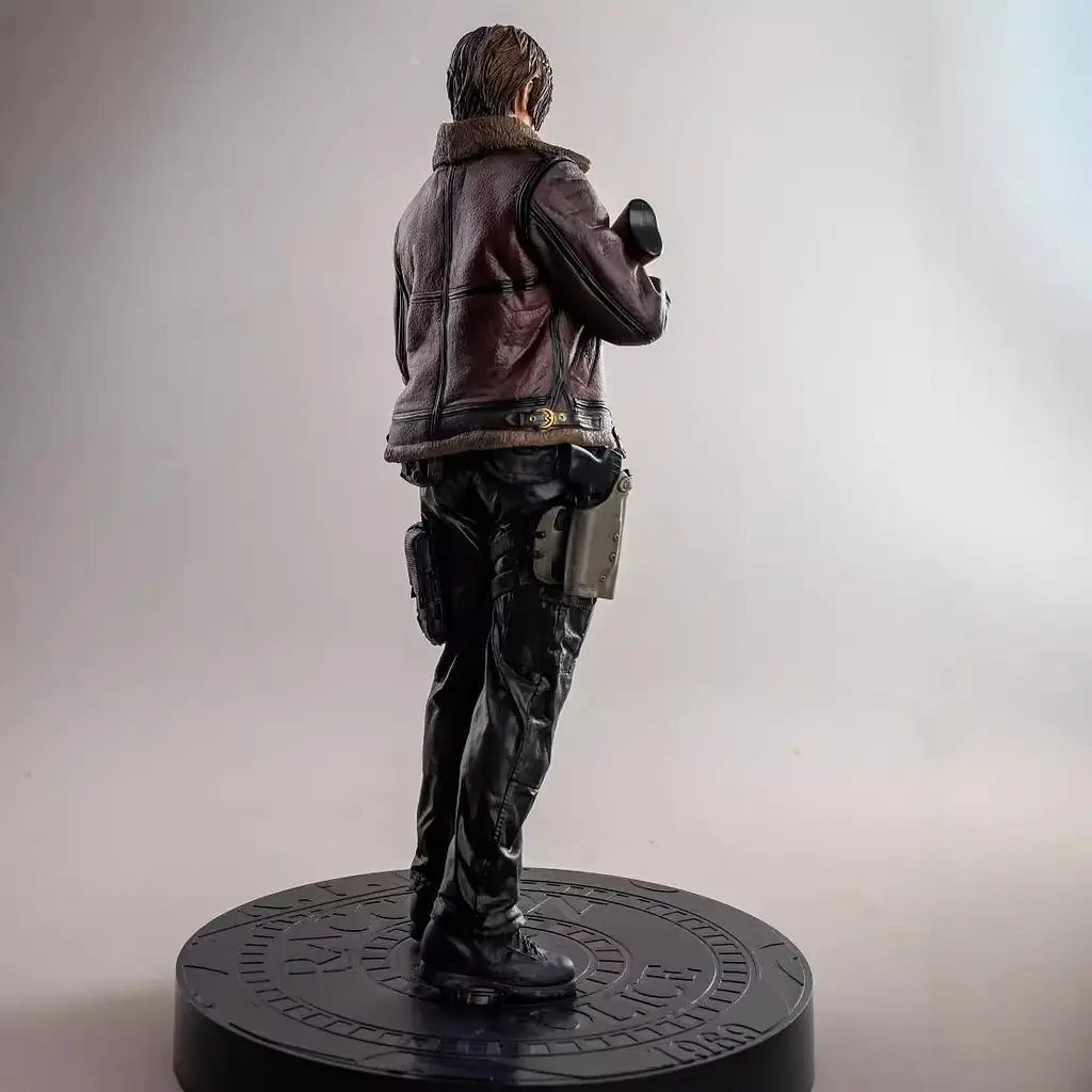 Фигурка Леон Скотт Кеннеди Обитель зла Resident Evil Leon S. Kennedy 29см CH RE LK 29 - фото 5