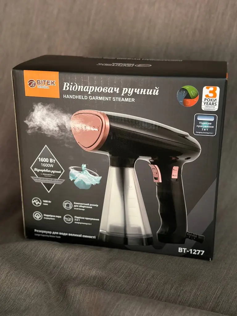 Вертикальний відпарювач RAF R1277 ручний парова праска для прасування одягу 1600 Вт Чорний - фото 8