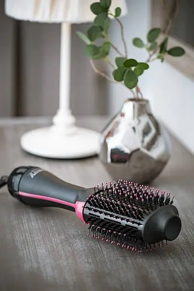 Стайлер фен-щетка Camry CR 2025 укладка 1800 Вт, керамическое покрытие, диаметр 22 мм - фото 4